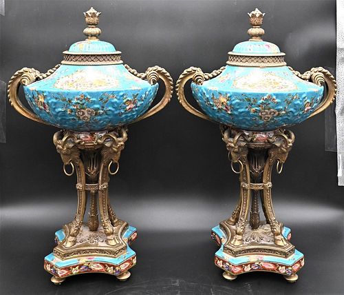 PAIR OF PORCELAIN URNS, HAVING