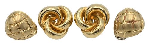 TWO PAIRS OF 18 KARAT GOLD EARRINGS,