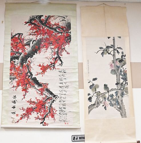 TWO CHINESE HAND PAINTED SCROLLS  377194