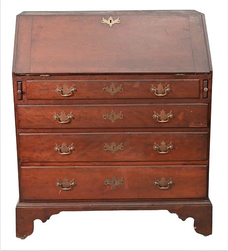 CHIPPENDALE CHERRY DESK HAVING 3771ec