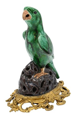 CHINESE PORCELAIN PARROT GREEN 37725d