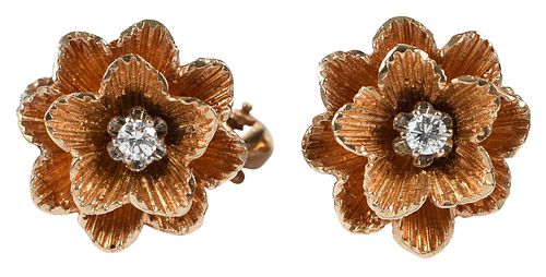 14KT. DIAMOND EARRINGSflower design,