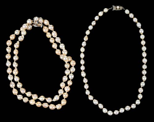 TWO PEARL NECKLACESdouble strand  379bd6