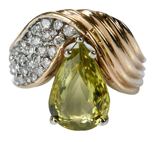 14KT GEMSTONE RINGpear cut peridot 379c46