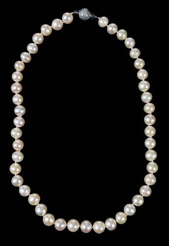 PEARL NECKLACEknotted slightly 379c82