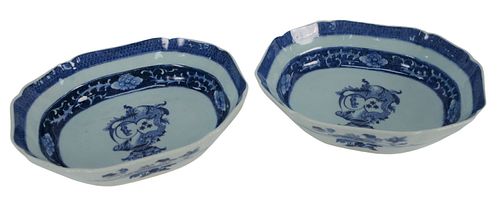 PAIR OF CHINESE EXPORT PORCELAIN 379d63