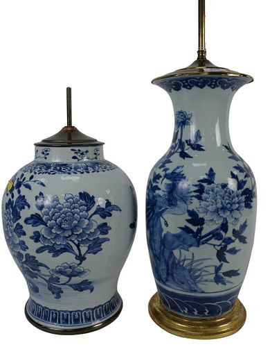 TWO CHINESE BLUE AND WHITE PORCELAIN 379d9f
