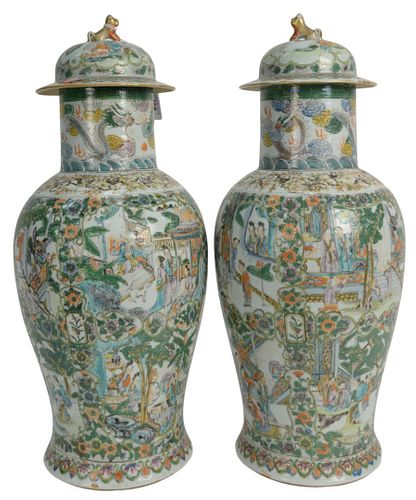 PAIR OF CHINESE PORCELAIN JARS 379f9a