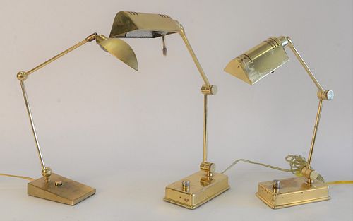 FIVE BRASS LAMPS TO INCLUDE PAIR 37a154