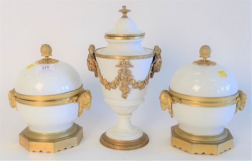 THREE FRENCH PORCELAIN COVERED 37a1a6