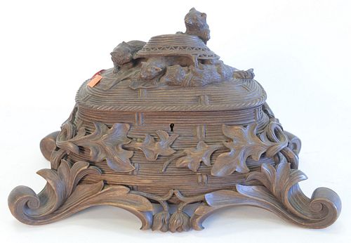 GERMAN BLACK FOREST CARVED BOX  37a1f3