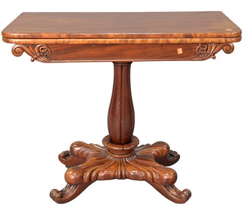 MAHOGANY CARD TABLE ON PEDESTAL 37a205