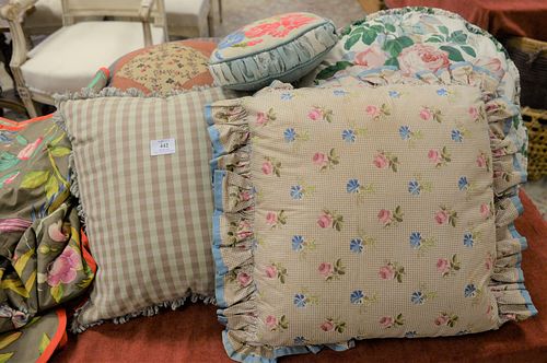 GROUP OF TWENTY-FOUR PILLOWS, TO