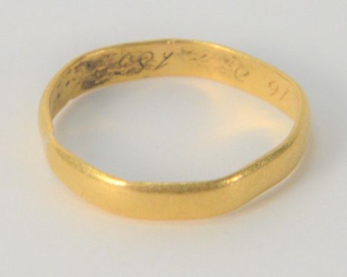 22 KARAT GOLD BAND, DATED 1852,