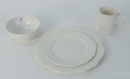 FORTY-FOUR PIECE SET OF FORTALUXE SUPERWHITE