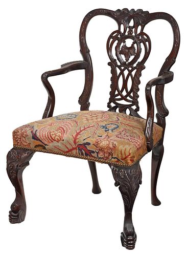 CHIPPENDALE STYLE CARVED MAHOGANY 37a69e