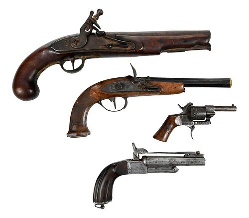 FOUR ANTIQUE EUROPEAN PISTOLSdragoon