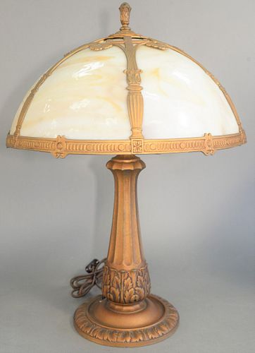 CARAMEL SLAG GLASS TABLE LAMP HAVING