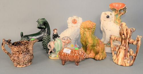 EIGHT PIECE GROUP OF POTTERY TO INCLUDE