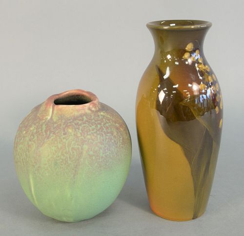 TWO ROOKWOOD POTTERY VASES STANDARD 37a8ca