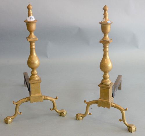 PAIR OF CHIPPENDALE BRASS ANDIRONS 37a99b