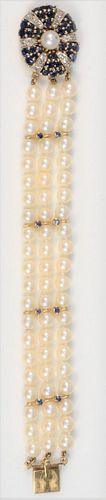 PEARL THREE STRAND BRACELET HAVING