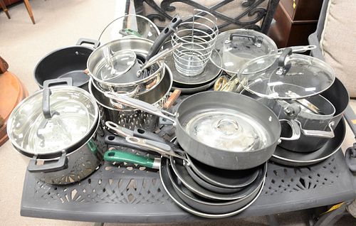 LARGE LOT OF POTS AND PANS TO INCLUDE
