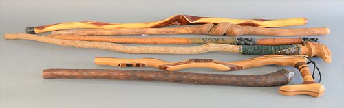 GROUP OF CANES AND WALKING STICKS 37ae28