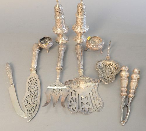 STERLING SILVER LOT WITH PAIR OF