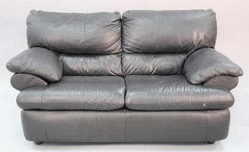 BLACK LEATHER TWO CUSHION LOVESEAT  37af2a