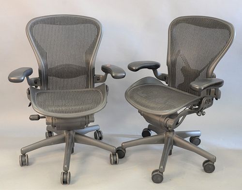 PAIR OF HERMAN MILLER EXECUTIVE OFFICE