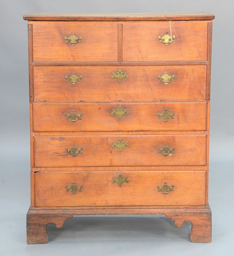 LIFT TOP BLANKET CHEST HAVING 37b092