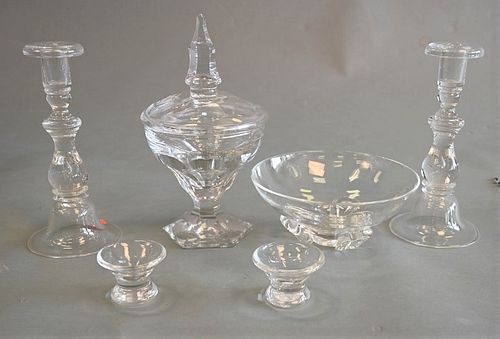 SIX PIECE GLASS LOT, TO INCLUDE A PAIR