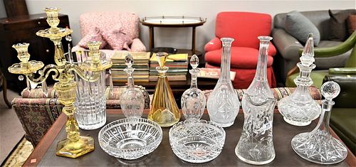 12 PIECE LOT OF GLASS AND CUT GLASS,