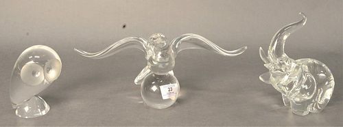 THREE PIECE STEUBEN ART GLASS LOT  378d3c