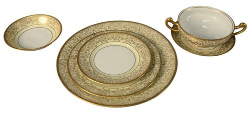 APPROXIMATELY 181 PIECE DINNERWARE SET