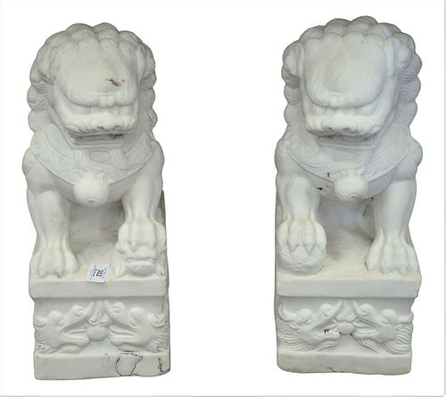 PAIR OF WHITE MARBLE GARDEN STATUE 379219