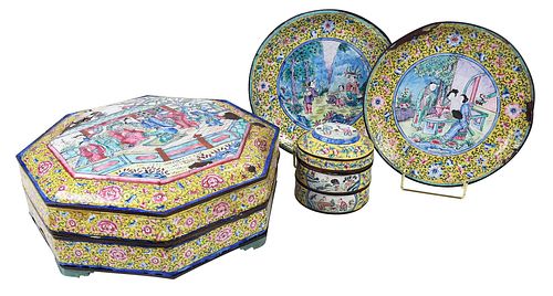 FOUR CHINESE CANTON ENAMEL TABLE ITEMSQing