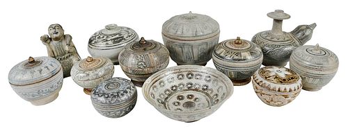 ELEVEN THAI SAWANKHALOK POTTERY VESSELS,