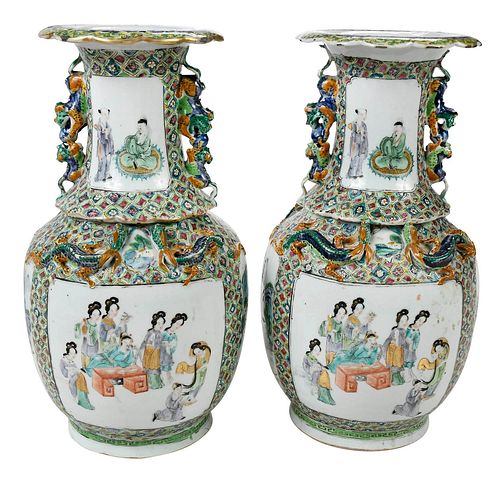 PAIR CHINESE FAMILLE VERTE PORCELAIN 37939c