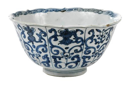 CHINESE BLUE AND WHITE PORCELAIN 3793c4