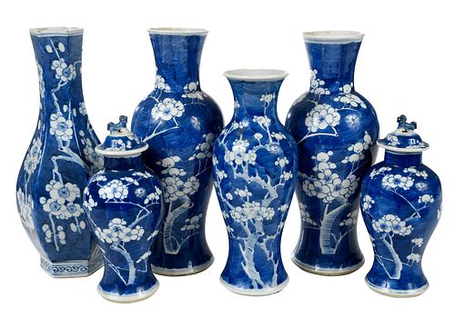 SIX CHINESE BLUE AND WHITE PORCELAIN 3793ca