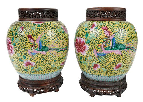 PAIR CHINESE ENAMELED PORCELAIN