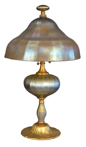 DOUGLAS NASH TABLE LAMP HAVING