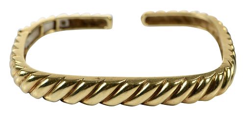 14KT BRACELEThinged cuff stamped 37960e