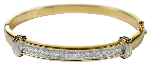 18KT DIAMOND BRACELEThinged bangle  379668