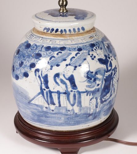 CHINESE BLUE AND WHITE PORCELAIN