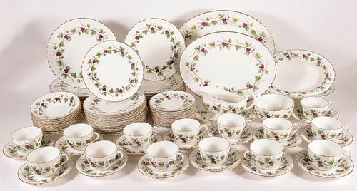 ROYAL WORCESTER FINE BONE CHINA DINNER