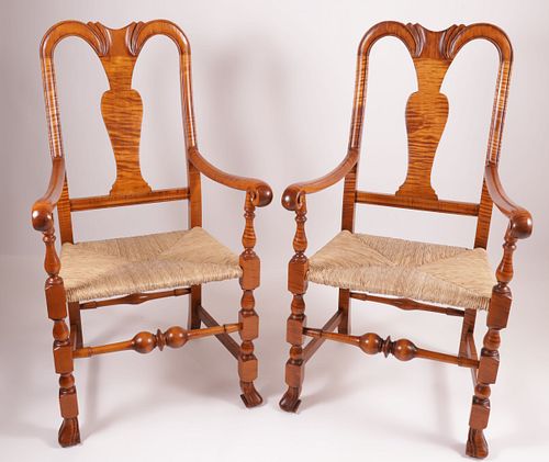 PAIR OF WILLIAM AND MARY STYLE 37c2cb