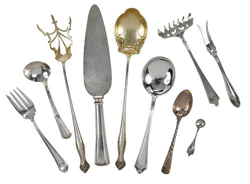 32 PIECES STERLING FLATWAREAmerican